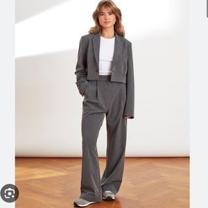 Djerf Avenue Gray Favourite Pant